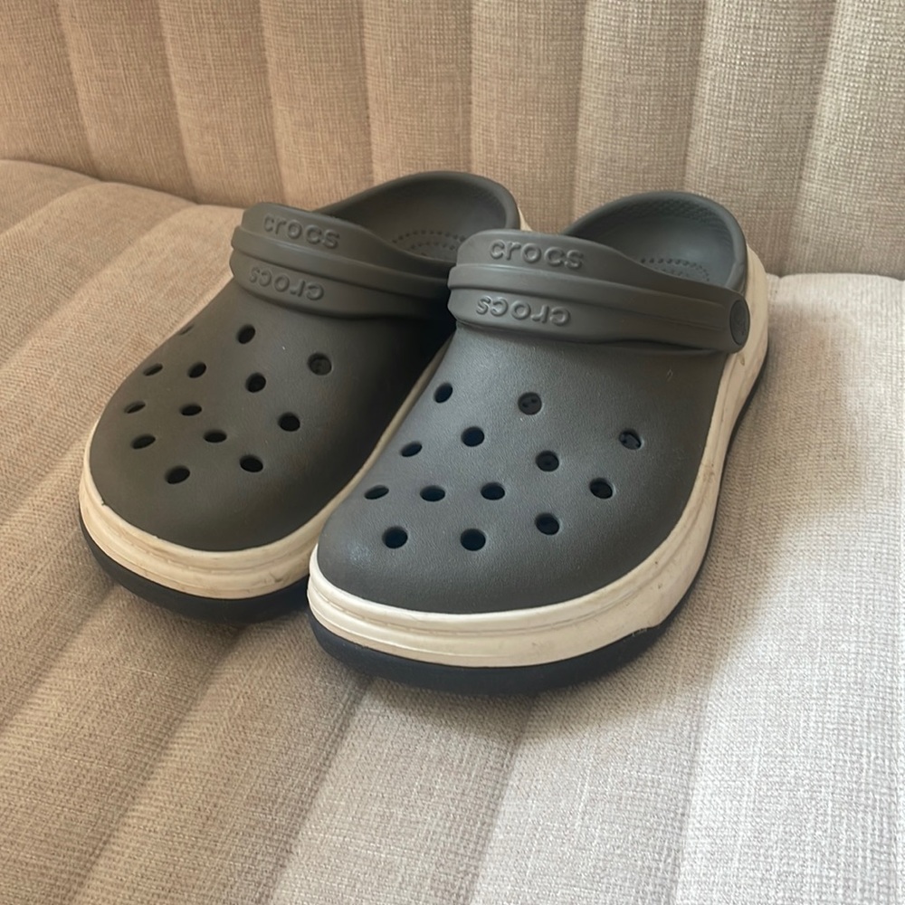 Crocs Iconic Comfort Size w 7 m 5